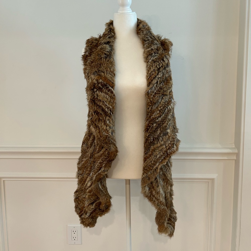 Love Token fur vest in brownish‎ black size XS